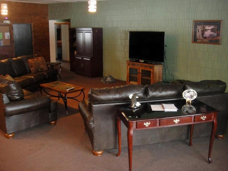 Hiawatha Lodge Inn Eagle River Buitenkant foto